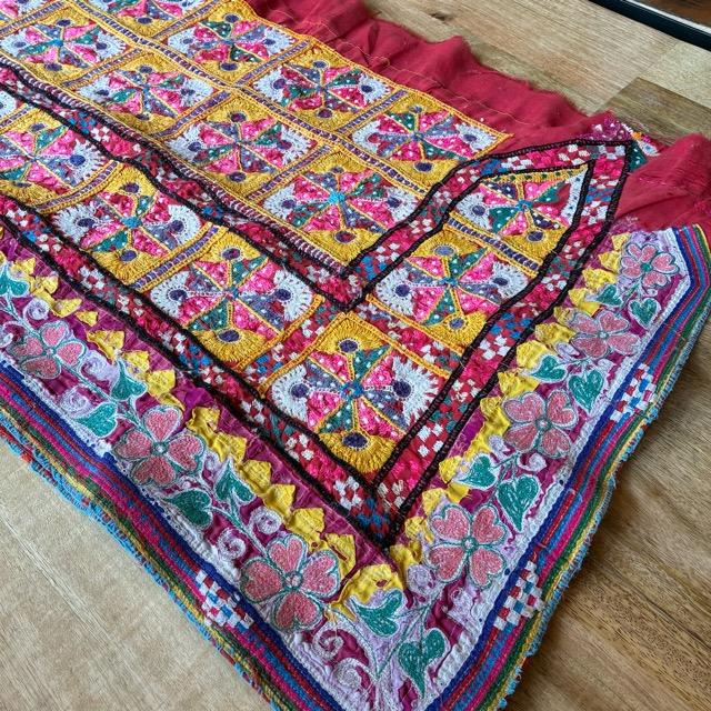INDIA　Vintage Rabari embroidered fabric　50×170cm　22000-1
