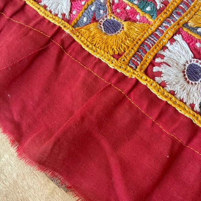 INDIA　Vintage Rabari embroidered fabric　50×170cm　22000-1