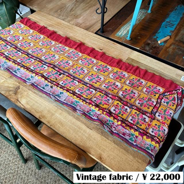 INDIA　Vintage Rabari embroidered fabric　50×170cm　22000-1