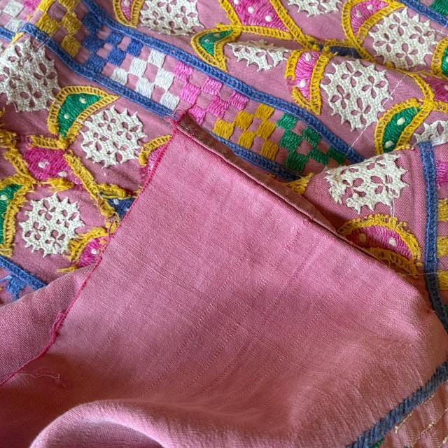 INDIA　Vintage Rabari embroidered fabric　66×180cm　25000-3