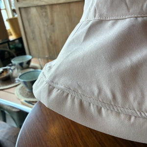 TOPANGA Accessory　スエードタッチサンハット　アイボリー　コットン　日除け　顎紐　アウトドア　ビーチ　ガーデン　リゾート　旅行　つば広　