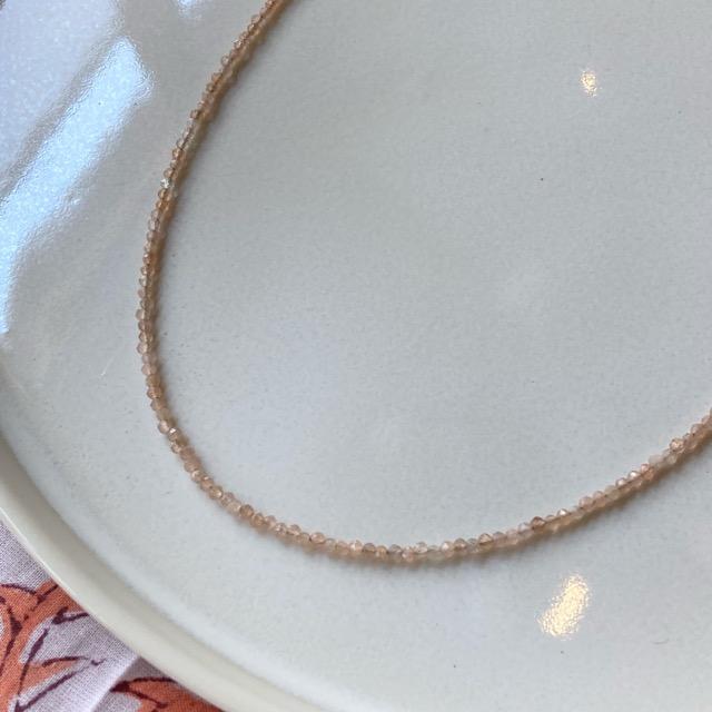 TOPANGA Jewelry　ミニジェムネックレス　サンストーン　オレンジ　太陽の石　チョーカー　ナチュラルストーン　天然石　パワーストーン　ペンダント　ギフト　