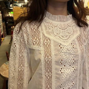 Topanga Lady's　ロマンチックエンブロイダリーレースブラウス　ホワイト　長袖　ギャザーネック　ボヘミアン　インナー　重ね着　Mサイズ　Lサイズ