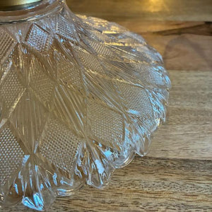 TOPANGA Lighting　レースカットガラスベルランプ　吊照明　照明器具　カウンター　カフェ　和室　レトロ　ホワイト　ウッド　ペンダントランプ