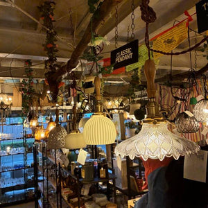 TOPANGA Lighting　レースカットガラスベルランプ　吊照明　照明器具　カウンター　カフェ　和室　レトロ　ホワイト　ウッド　ペンダントランプ