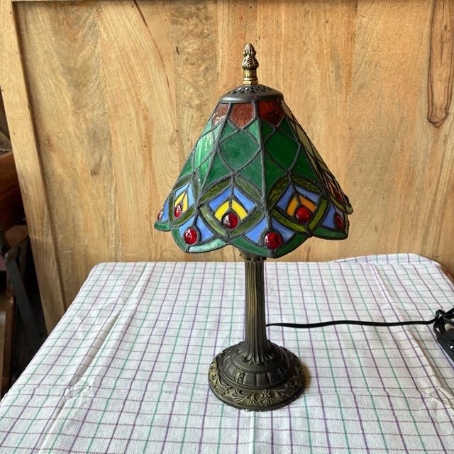 TOPANGA　Lighting　ステンドグラステーブルランプ　ピーコック　グリーン　クジャク　ガラスランプ　スタンドランプ　ナイトランプ　玄関　寝室