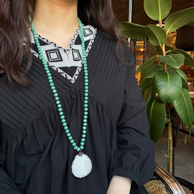 TOPANGA Jewelry　シェルティエラロングネックレス　ベルデ　チャームネックレス　ペンダントネックレス　ボヘミアン　エスニック　ギフト　貝　パール