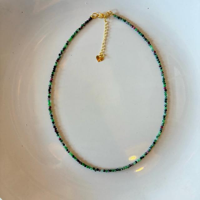TOPANGA Jewelry　ミニジェムネックレス　エメラルド　ルビー　グリーン　チョーカー　ナチュラルストーン　天然石　パワーストーン　ペンダント　ギフト　