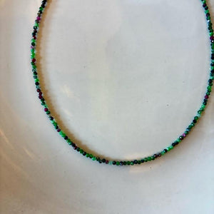 TOPANGA Jewelry　ミニジェムネックレス　エメラルド　ルビー　グリーン　チョーカー　ナチュラルストーン　天然石　パワーストーン　ペンダント　ギフト　