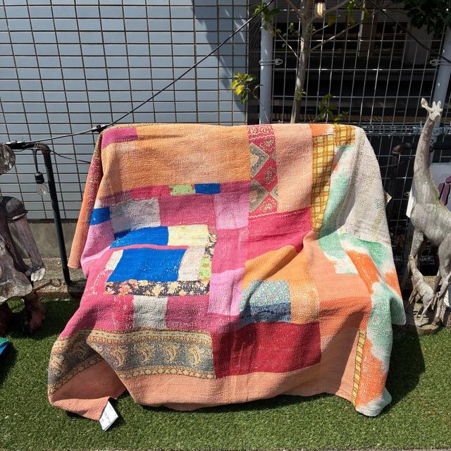 インド　ヴィンテージラリーキルト　28000-20　160×200cm　カンタ　ベッドカバー　ソファカバー　マルチカバー　ハンドメイド　１点もの　ブルー　グリーン