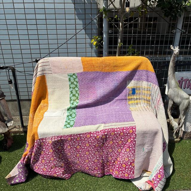 インド　ヴィンテージラリーキルト　28000-21　160×210cm　カンタ　ベッドカバー　ソファカバー　マルチカバー　ハンドメイド　１点もの　ブルー　グリーン