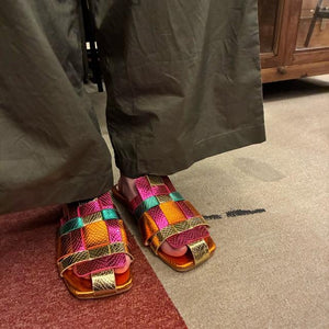 TOPANGA Footwear　メタリックカラー編み込みサンダル　ミュール　スクエアトゥ　リゾート　37　38　39　40　　