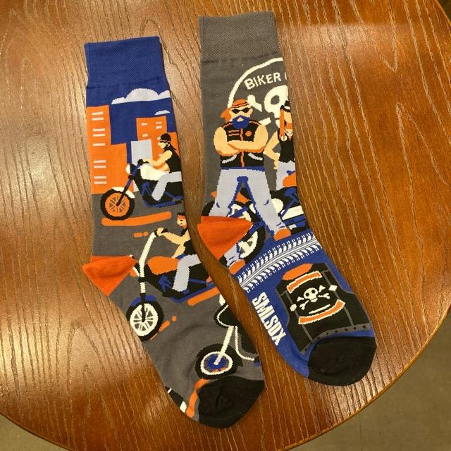 TOPANGA SOCKS Lady's　アシンメトリーソックス　BIKER　GANG 　グリーン　ネイビー　バイク　ツーリング　靴下　ユニーク　プチギフト　クルーソックス