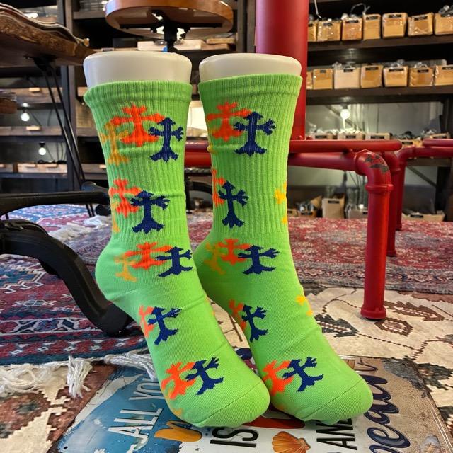 TOPANGA SOCKS Lady's　ネオンクロスソックス　全4色　靴下　足元ファッション　プチギフト　クルーソックス　スニーカー　リブソックス　スポーティー