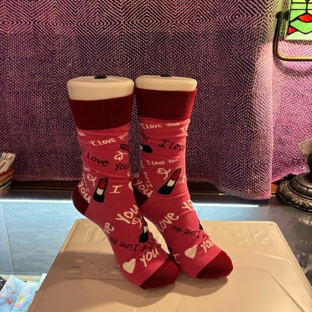 TOPANGA SOCKS Lady's　リップサービスソックス　ピンク　靴下　足元ファッション　プチギフト　クルーソックス　スニーカー　ポップアート　サンダルソックス