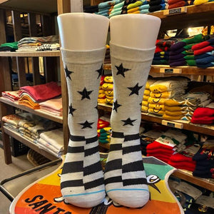 TOPANGA SOCKS Men's　スター＆ボーダーリブソックス　グレー×ブラック　靴下　メンズソックス　スニーカー　足元ファッション　プチギフト　クルーソックス