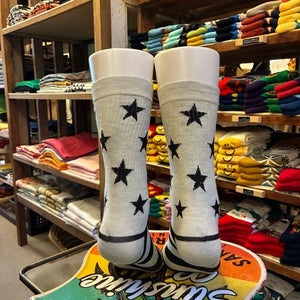 TOPANGA SOCKS Men's　スター＆ボーダーリブソックス　グレー×ブラック　靴下　メンズソックス　スニーカー　足元ファッション　プチギフト　クルーソックス