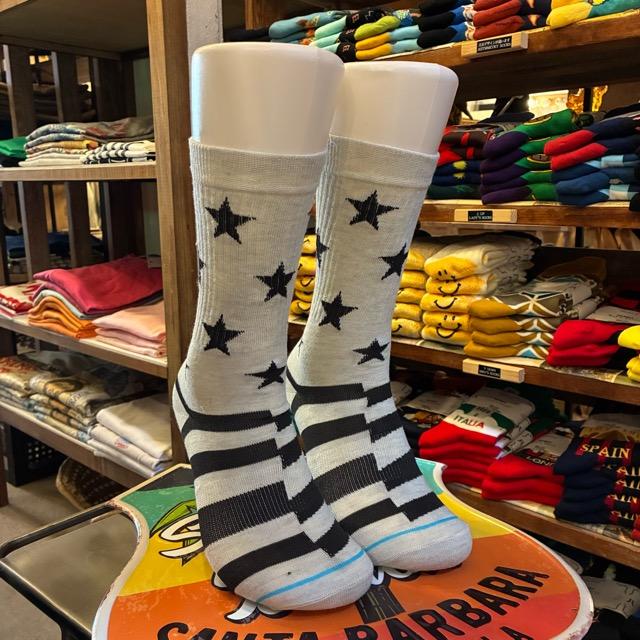 TOPANGA SOCKS Men's　スター＆ボーダーリブソックス　グレー×ブラック　靴下　メンズソックス　スニーカー　足元ファッション　プチギフト　クルーソックス