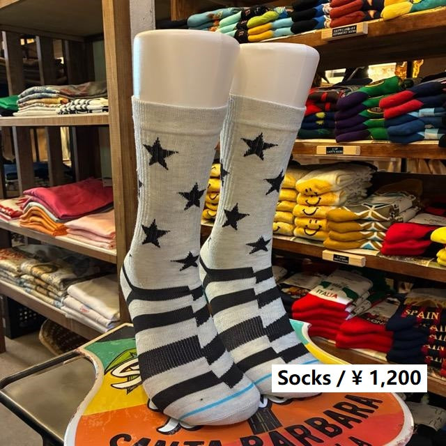 TOPANGA SOCKS Men's　スター＆ボーダーリブソックス　グレー×ブラック　靴下　メンズソックス　スニーカー　足元ファッション　プチギフト　クルーソックス