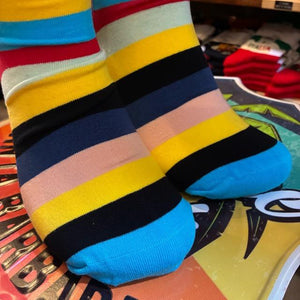 TOPANGA SOCKS Men's　ランダムボーダーソックス　マルチ　靴下　メンズソックス　スニーカー　足元ファッション　プチギフト　クルーソックス