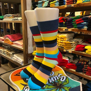 TOPANGA SOCKS Men's　ランダムボーダーソックス　マルチ　靴下　メンズソックス　スニーカー　足元ファッション　プチギフト　クルーソックス
