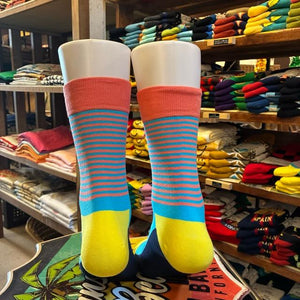 TOPANGA SOCKS Men's　パターンボーダーソックス　ブルー　靴下　メンズソックス　スニーカー　足元ファッション　プチギフト　クルーソックス