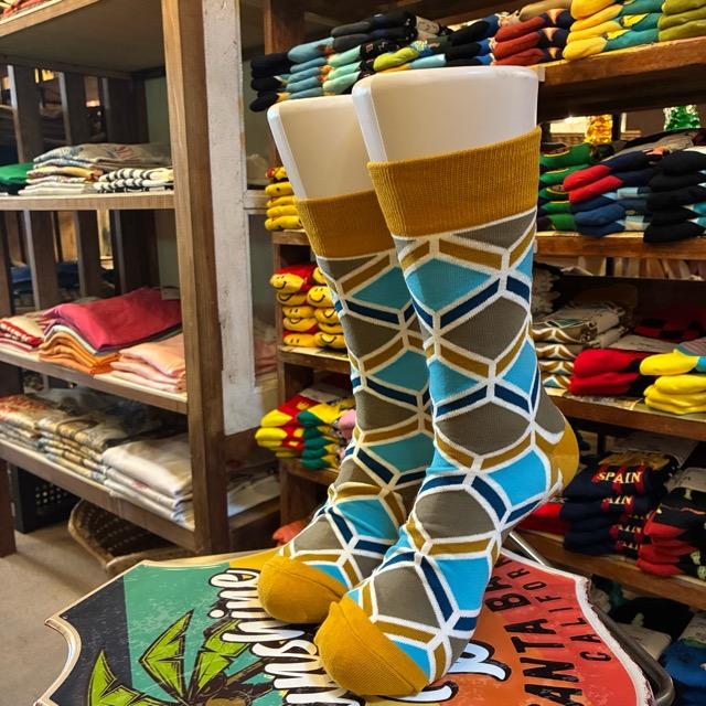 TOPANGA SOCKS Men's　ジオメトリックソックス　ベージュ×ブルー　靴下　メンズソックス　スニーカー　足元ファッション　プチギフト　クルーソックス