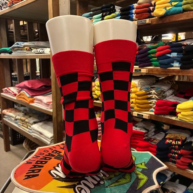 TOPANGA SOCKS Men's　ブロックチェックソックス　レッド×ブラック　靴下　メンズソックス　スニーカー　足元ファッション　プチギフト　クルーソックス