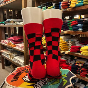 TOPANGA SOCKS Men's　ブロックチェックソックス　レッド×ブラック　靴下　メンズソックス　スニーカー　足元ファッション　プチギフト　クルーソックス