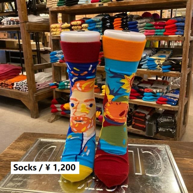 TOPANGA SOCKS Lady's　アシンメトリーソックス　ゴッホとひまわり　ブルー　水色　ファッション　レディース　靴下　ユニーク　プチギフト