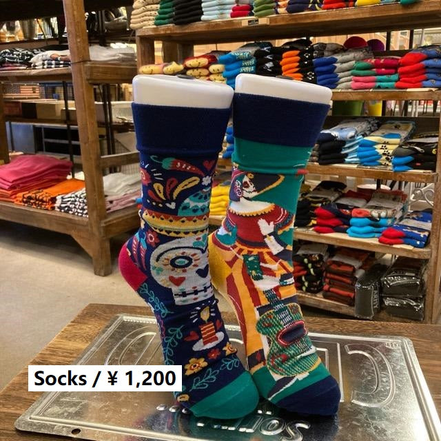 TOPANGA SOCKS Lady's　アシンメトリーソックス　フリーダとカラベラ　グリーン　ネイビー　メキシコ　ファッション　レディース　靴下　ユニーク　プチギフト