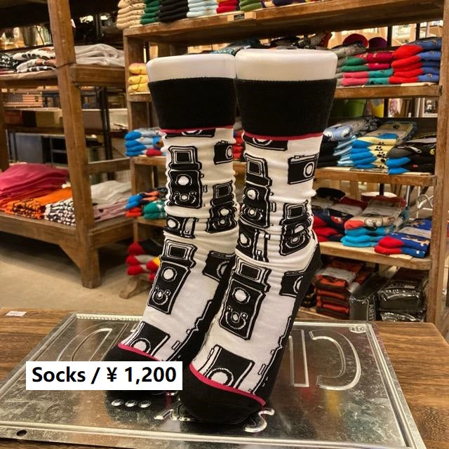 TOPANGA SOCKS Lady's　アートソックス　スナップ　カメラ　ホワイト　ブラック　ファッション　レディース　靴下　ユニーク　プチギフト