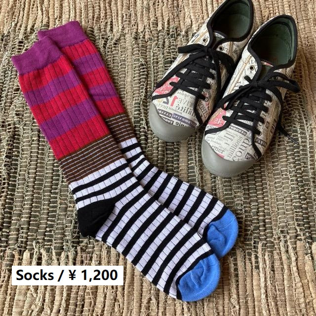 TOPANGA SOCKS Lady's　クレイジーボーダーハイソックス　ホワイト×パープル　ファッション　レディース　靴下　ユニーク　プチギフト