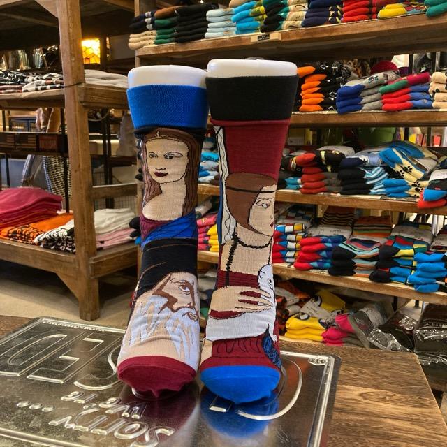 TOPANGA SOCKS Lady's　アシンメトリーソックス　ルネサンス　モナリザ　ダビンチ　聖母　絵画　マリア　ファッション　レディース　靴下　ユニーク　プチギフト