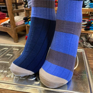 TOPANGA SOCKS Lady's　バイカラーアシンメトリーリブソックス　ブルー×ネイビー×グレー　ボーダー　ファッション　レディース　靴下　ユニーク　プチギフト