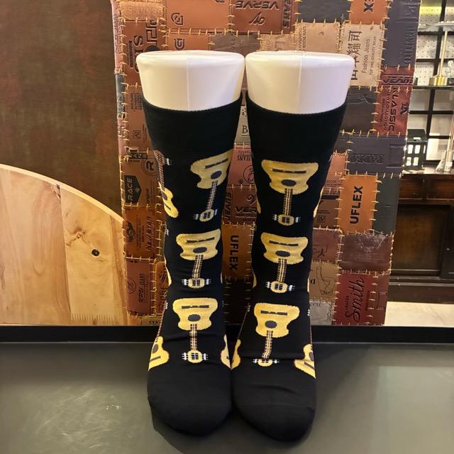 TOPANGA SOCKS Men's Art Socks Acoustic guitar Black