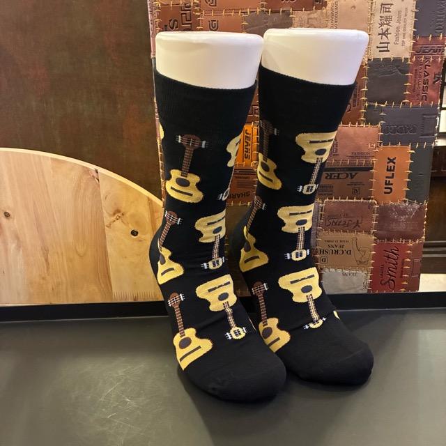 TOPANGA SOCKS Men's Art Socks Acoustic guitar Black