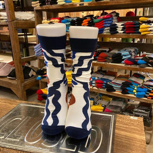 TOPANGA SOCKS Lady's　アートソックス　Seven　ホワイト　ブルー　ファッション　レディース　靴下　ユニーク　プチギフト　アートソックス　クルーソックス