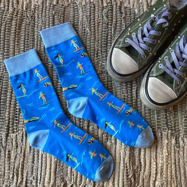 TOPANGA SOCKS Men's　サーフガールソックス　ブルー　サーフィン　ガールズ　海　靴下　メンズソックス　派手ソックス　　動物ソックス　プチギフト