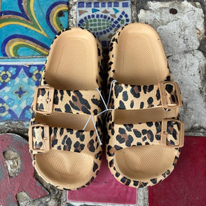 TOPANGA Footwear　レオパードブリージーサンダル　ヒョウ柄　スリッパ　ビーチサンダル　樹脂　EVA　メンズ　レディース　23cm 24cm 25cm 26cm