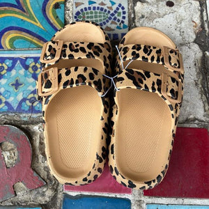 TOPANGA Footwear　レオパードブリージーサンダル　ヒョウ柄　スリッパ　ビーチサンダル　樹脂　EVA　メンズ　レディース　23cm 24cm 25cm 26cm