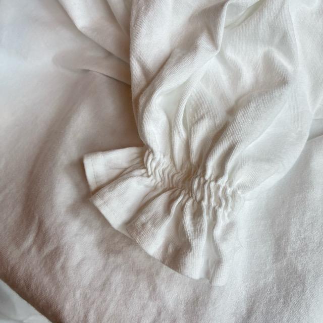 UNIVERSAL SEVEN All-USA Cotton Cuff Gathered Pullover in White, White, Long Sleeve T-Shirt with Puff Sleeves