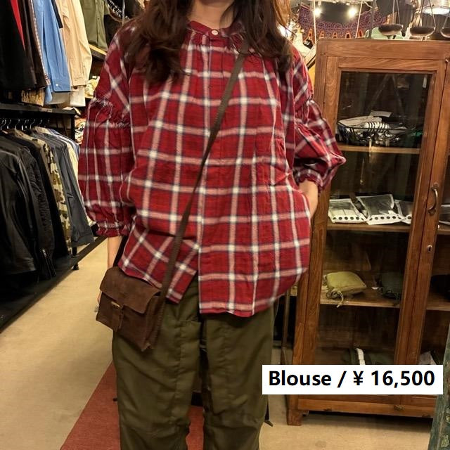 UNIVERSAL SEVEN　ユニヴァーサルセブン　ヘリンボンチェック トリプルシャーリングショートブラウス　アカチェック　シャツ　長袖ブラウス　バンドカラー