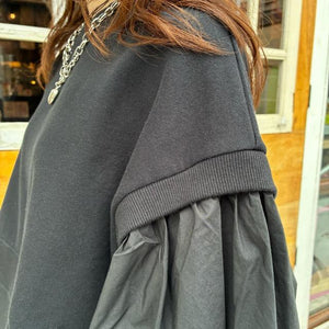 UNIVERSAL SEVEN Central Fleece Typewriter Combo Pullover, Black x Black, Classic Sweatshirt