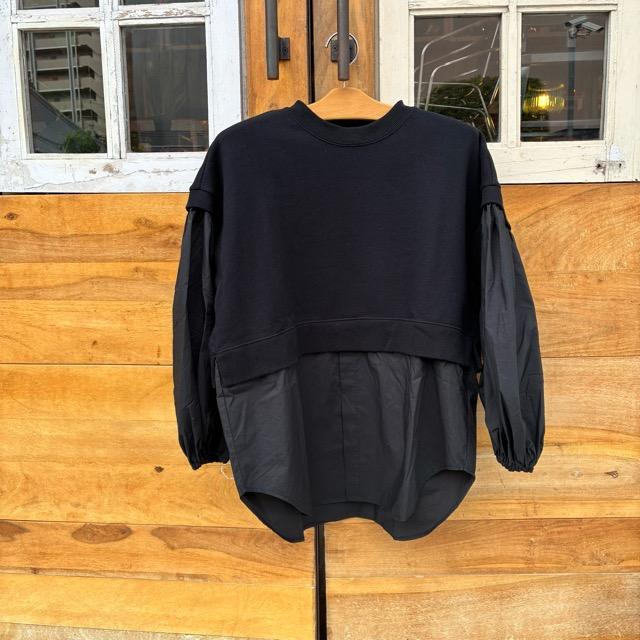 UNIVERSAL SEVEN Central Fleece Typewriter Combo Pullover, Black x Black, Classic Sweatshirt
