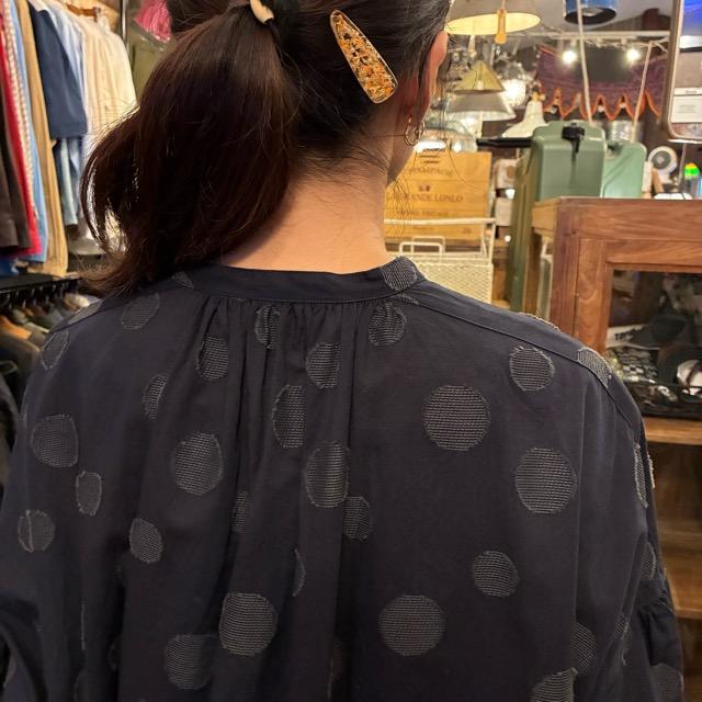 UNIVERSAL TISSU　ユニヴァーサルティシュ　東炊きドットジャガードシャツドレス　ネイビー×クロドット　ワンピース　ロングジャケット　コットン　リネン