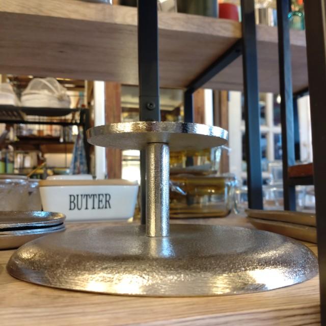 インド　アルミスタンドトレイ　L　トレー　小物入れ　アルミニウム 　灰皿　アクセサリー　キートレイ 　物置き　鍵置き　プレゼント　ギフト