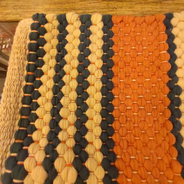 DULTON Cotton Chindi Mat, 50x75cm, available in two styles. Suitable for living rooms, sofas, and other Indian areas.