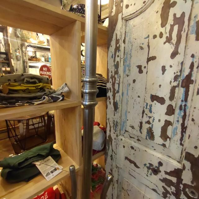 [In-Store Pickup Only] Indian Nickel Iron Coat Hanger Rack Store Fixtures