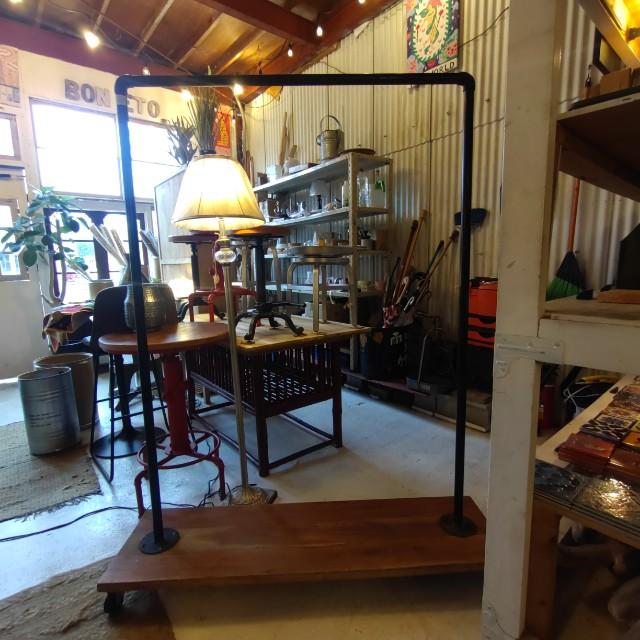 [In-store pickup only] Wood Shelf Iron Hanger Stand Hanger Rack Store fixtures